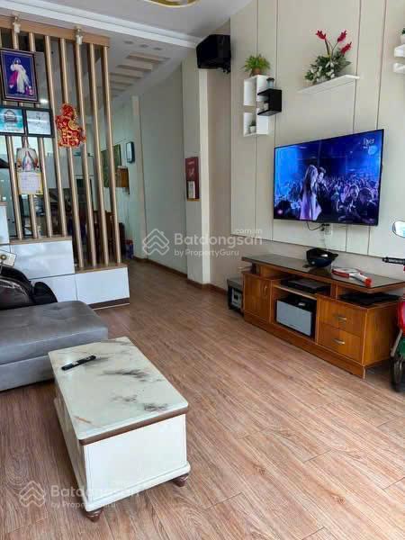 Nguyên căn full nội thất tại đường số tân hưng