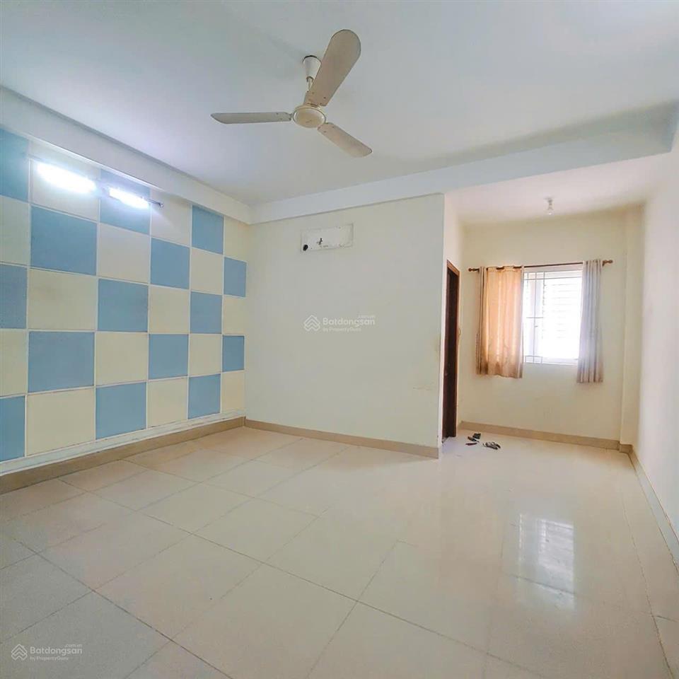 Nhà phố 2 lầu cho thuê tại kdc phú thuận