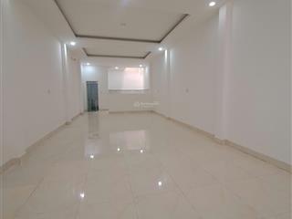 Nhà phố cho thuê trệt trống suốt ngang 5m làm cty, kho cửa hàng.