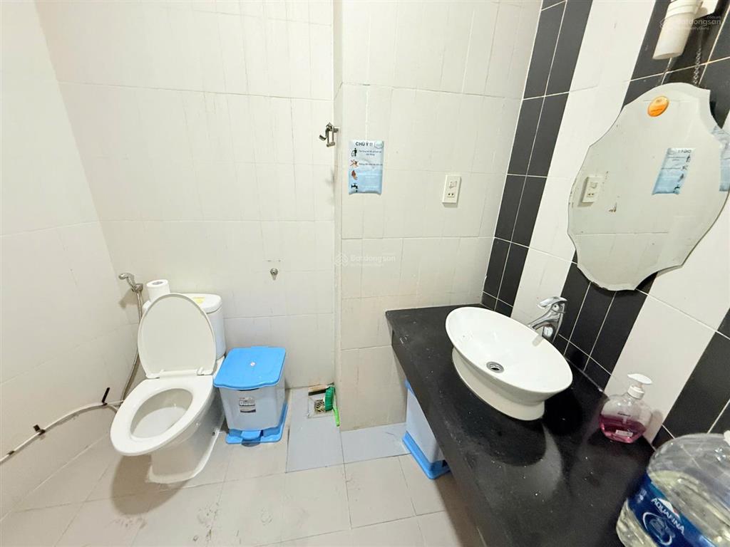 Nguyên căn làm văn phòng + công ty + ở tại trần trọng cung  tân thuận