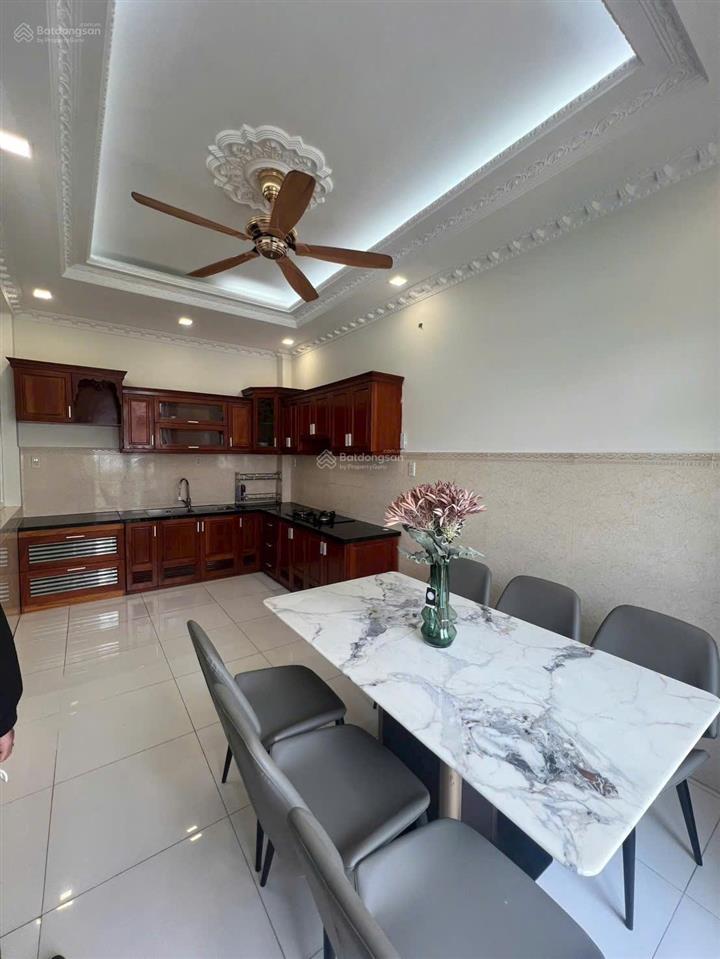 Biệt thự mini full nội thất mới tại p. phú thuận hồ chí minh