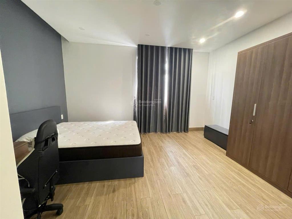 Cho thuê nhà khu ven sông tân phong, quận 7  3 lầu  giá 27 tr/th
