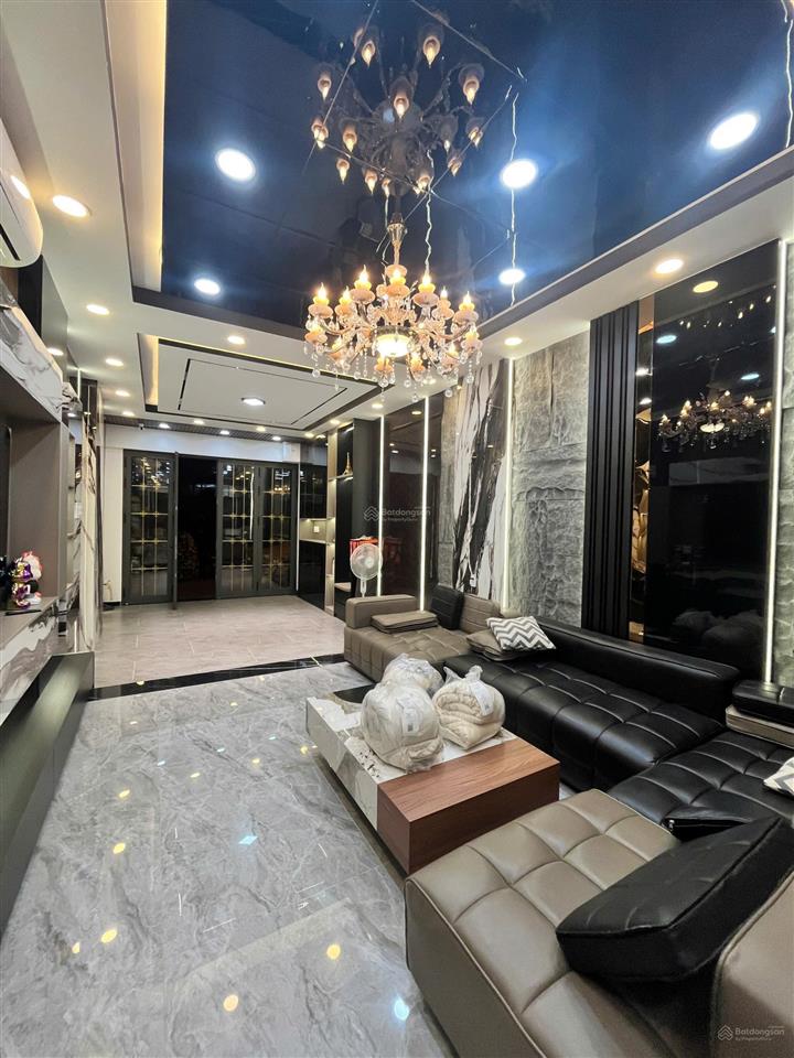 Cho thuê nhà mặt phố full nội thất tại huỳnh tấn phát view đẹp
