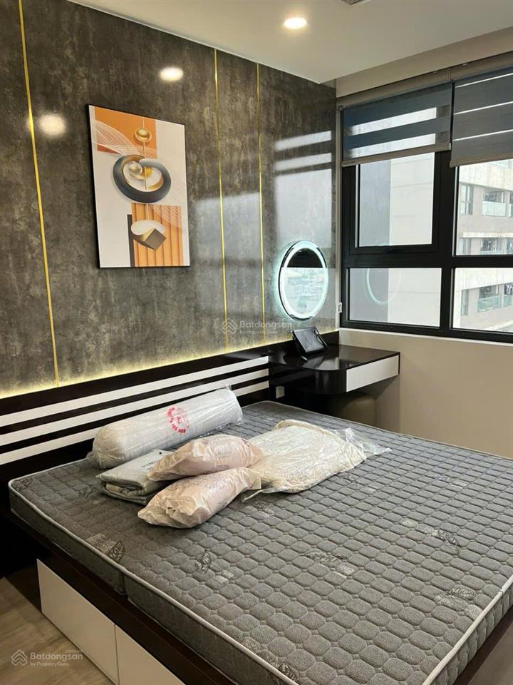 Cần cho thuê căn hộ brg the diamond residence 3pn full đồ 105m2 giá 28tr vào luôn.  0838 671 ***