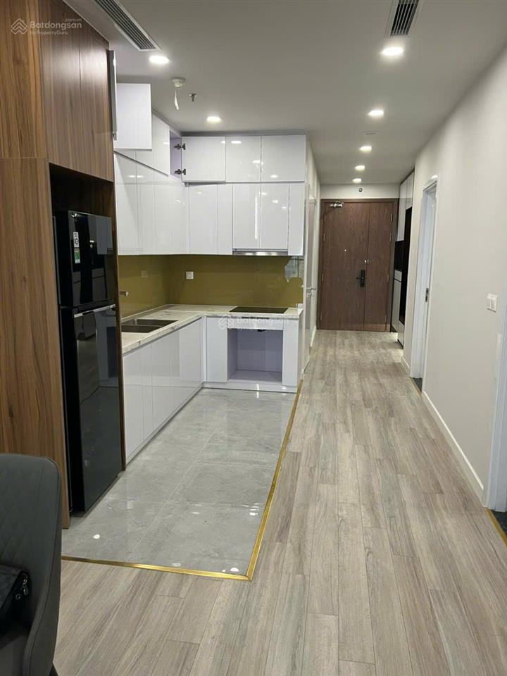 Cần cho thuê căn hộ brg the diamond residence 3pn full đồ 105m2 giá 28tr vào luôn.  0838 671 ***