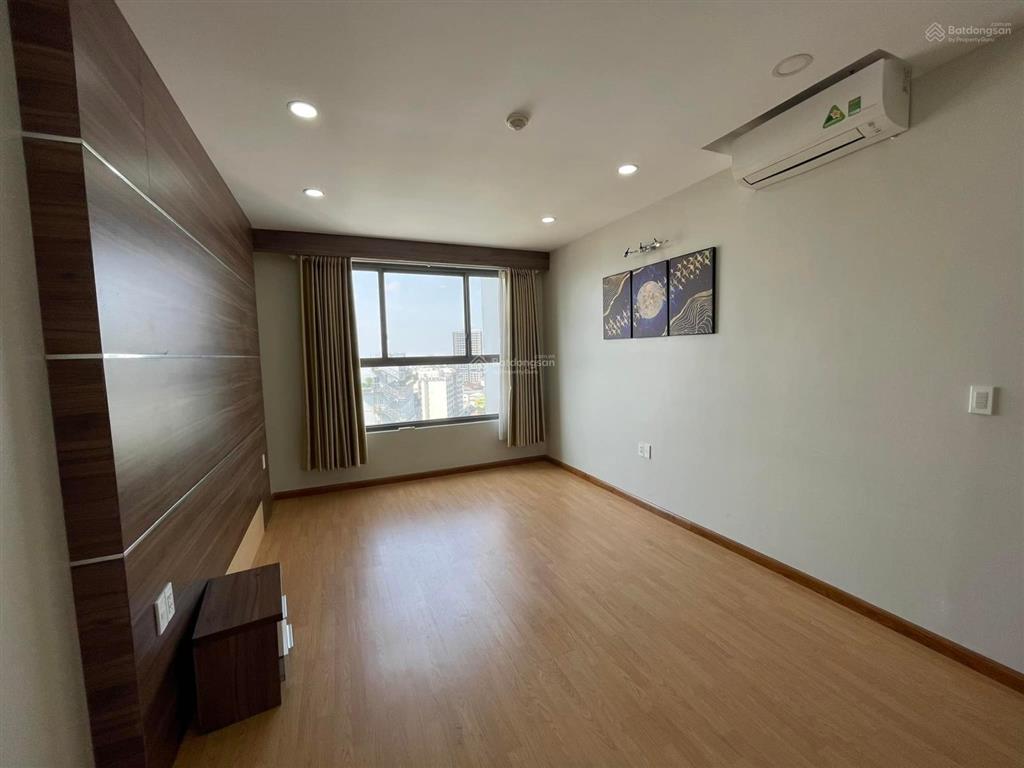 Kingston 2pn  84m2, ntcb, căn góc view siêu thoáng, giá rẻ cuối năm 18tr/ tháng