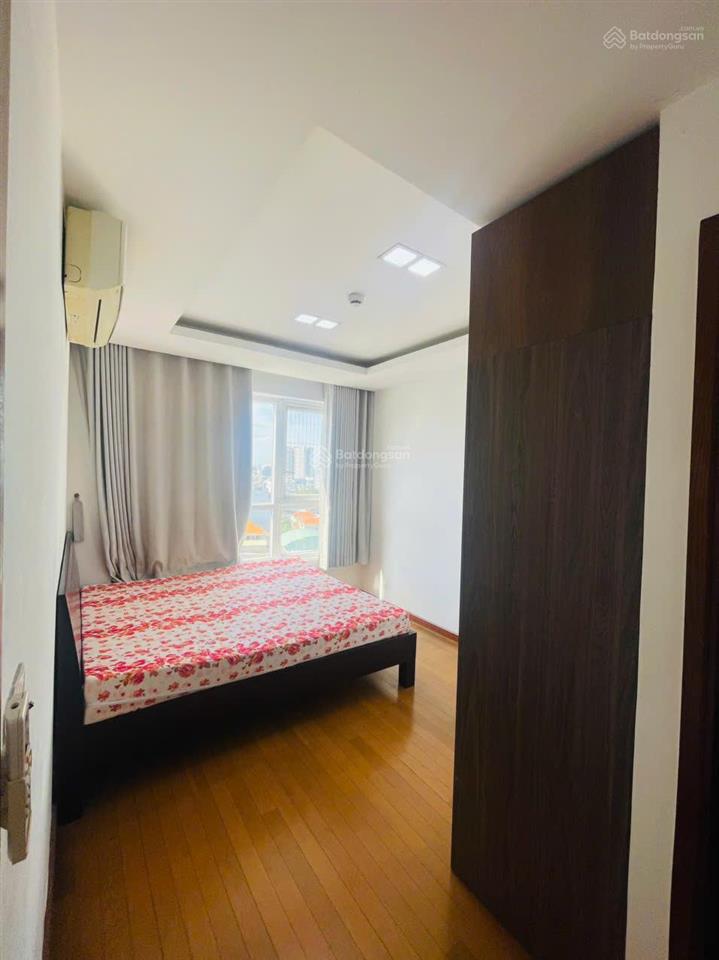Cho thuê căn 2 phòng ngủ sky center, nội thất đẹp, giá rẻ 17 triệu/tháng