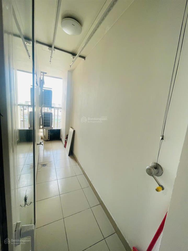 Cho thuê căn 2 phòng ngủ sky center, nội thất đẹp, giá rẻ 17 triệu/tháng
