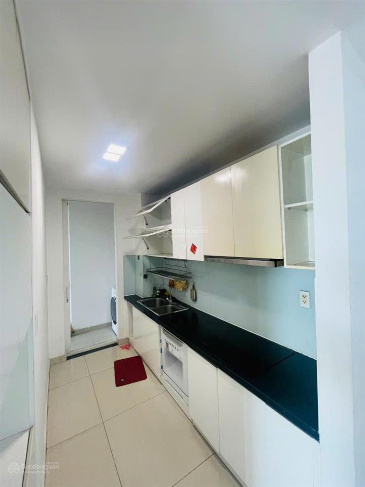 Cho thuê căn 2 phòng ngủ sky center, nội thất đẹp, giá rẻ 17 triệu/tháng