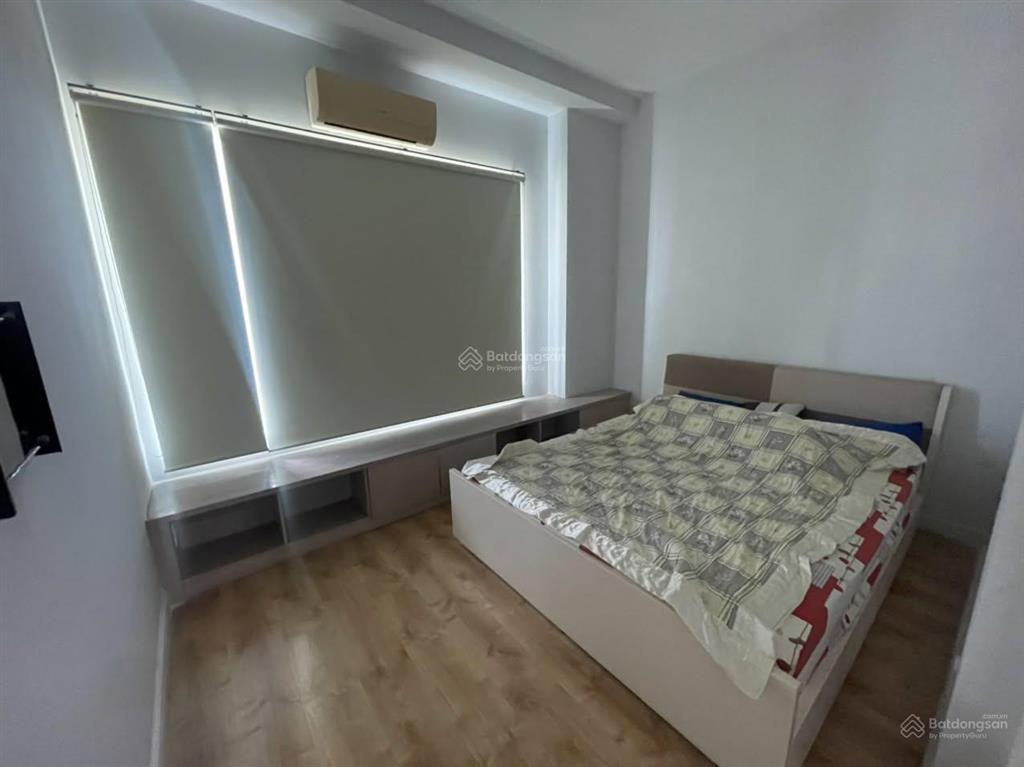 Cho thuê 2 phòng ngủ tòa cao ốc phú nhuận, nội thất đầy đủ, giá 14.5 triệu / tháng