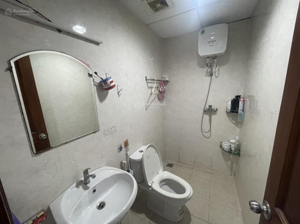 Bán căn 2 phòng ngủ central plaza, giá 4,3 tỷ  sổ hồng