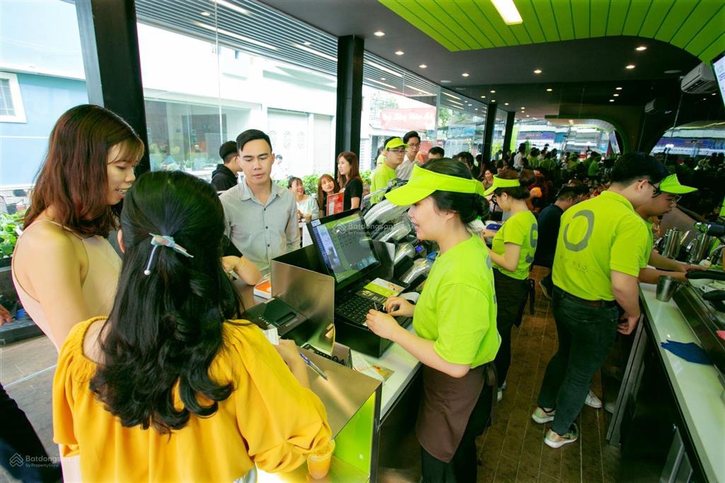 Cho thuê mặt tiền 178c hai bà trưng (gần chợ tân định)  vị trí đắc địa, kinh doanh