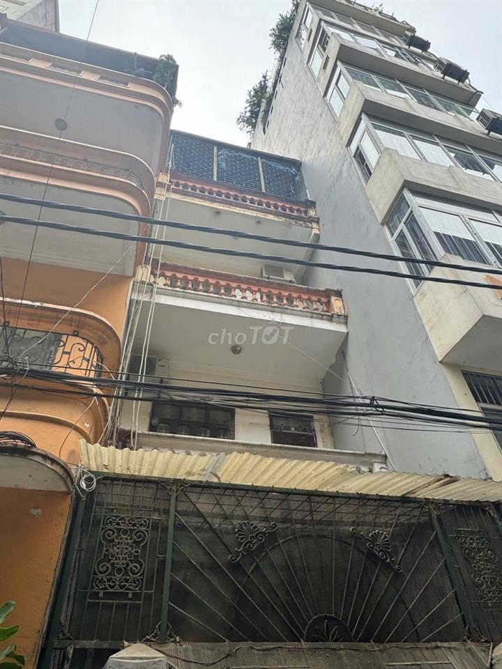 Cho thuê nhà ngõ ô tô, số 21, ngách 37, ngõ 167 Tây Sơn, Hà Nội