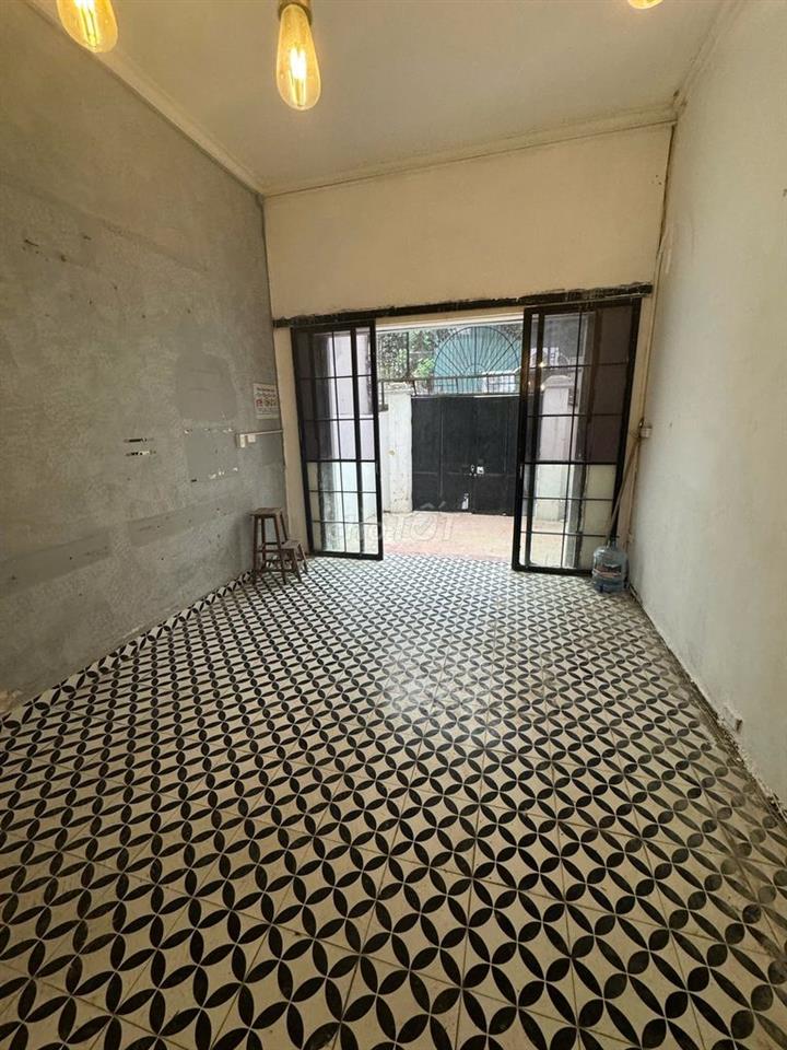 Cho thuê nhà ngõ ô tô, số 21, ngách 37, ngõ 167 Tây Sơn, Hà Nội