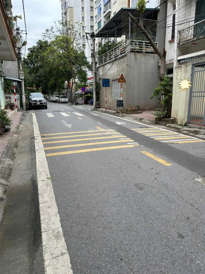 Chính chủ cần bán nhanh mảnh đất 100m2 khu học viện hậu cần long biên, giá tốt, ô tô tải vào nhà