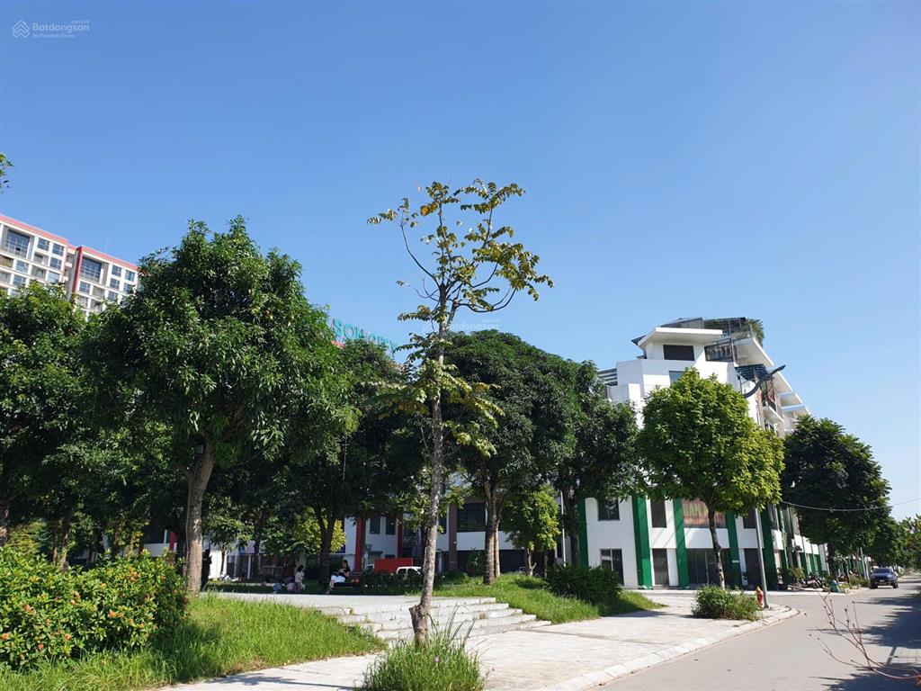 Chính chủ cần bán nhanh mảnh đất 100m2 khu học viện hậu cần long biên, giá tốt, ô tô tải vào nhà