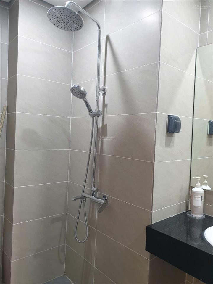Chính chủ cần cho thuê lại căn hộ chung cư vừa mới nhận nhà, đủ nội thất 101m2 3pn  0986 664 ***