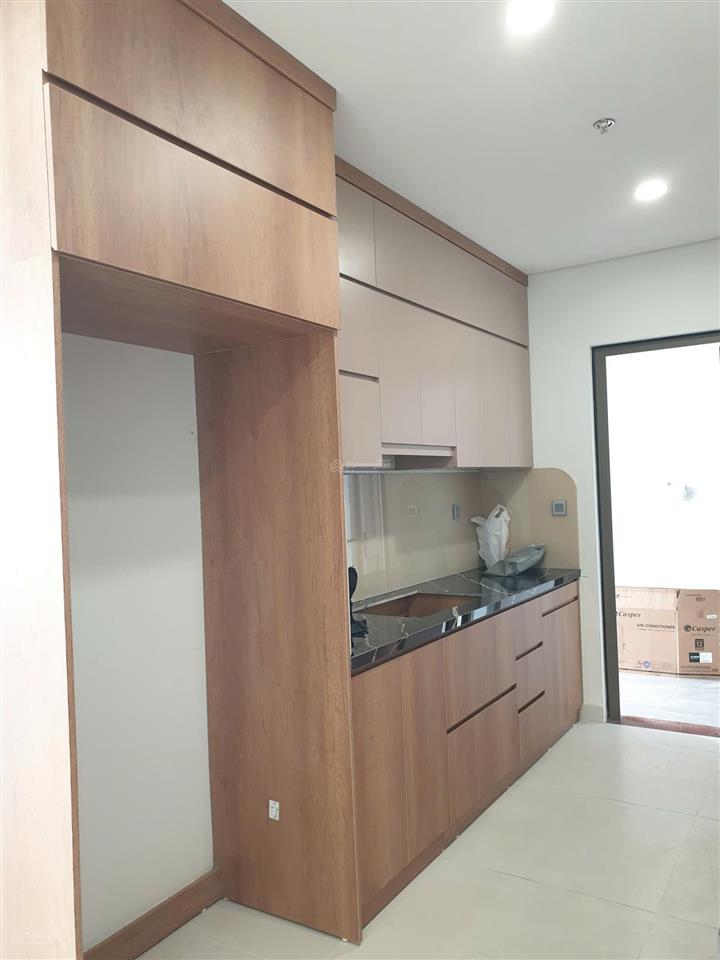 Chính chủ cần cho thuê lại căn hộ chung cư vừa mới nhận nhà, đủ nội thất 101m2 3pn  0986 664 ***