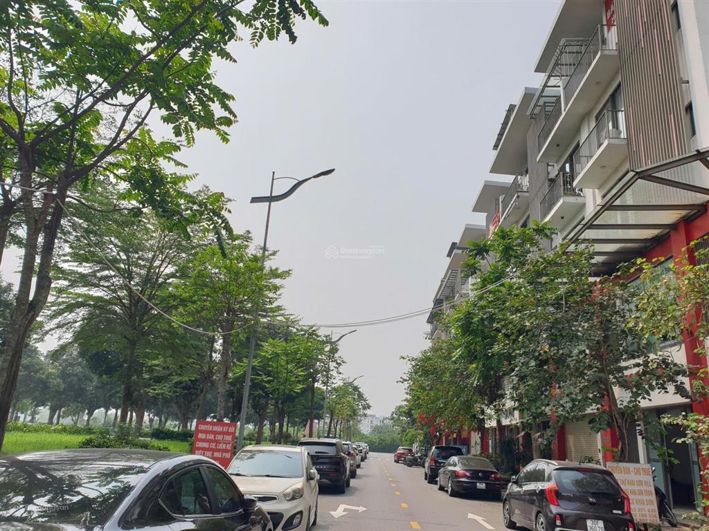 Bán gấp shophouse 100m, mt 6,2m, ô tô vào nhà, góc đẹp, mặt chung cư  0986 664 ***