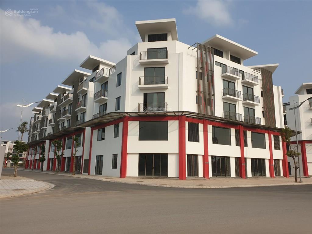 Chính chủ bán gấp căn liền kề khai sơn long biên mặt đường 30m, view hồ  0986 664 ***