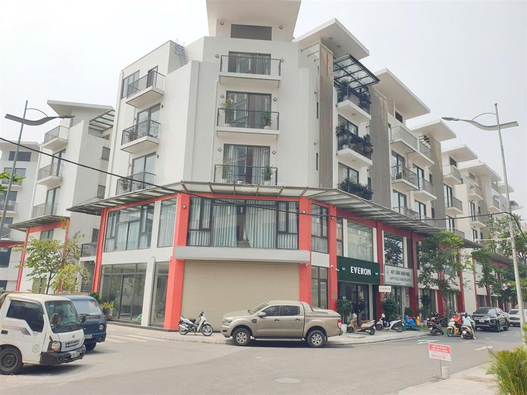 Chính chủ bán gấp căn liền kề khai sơn long biên mặt đường 30m, view hồ  0986 664 ***