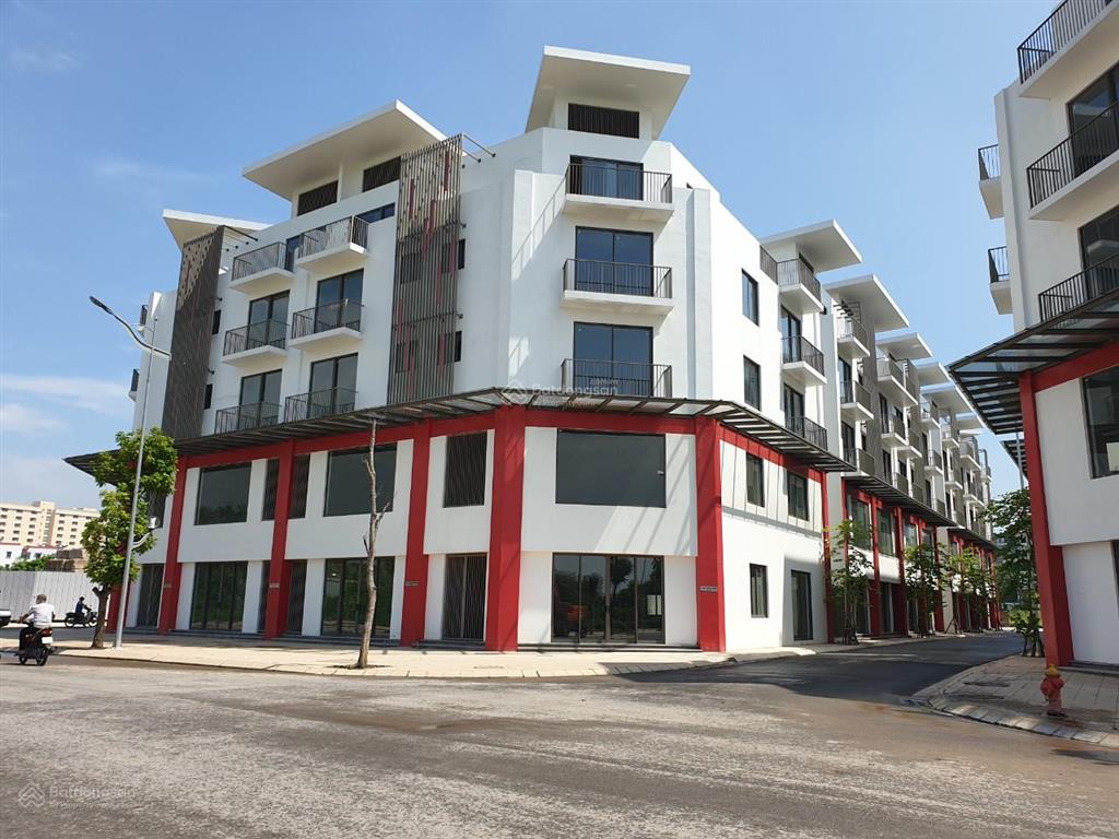 Chính chủ bán gấp căn liền kề khai sơn long biên mặt đường 30m, view hồ  0986 664 ***