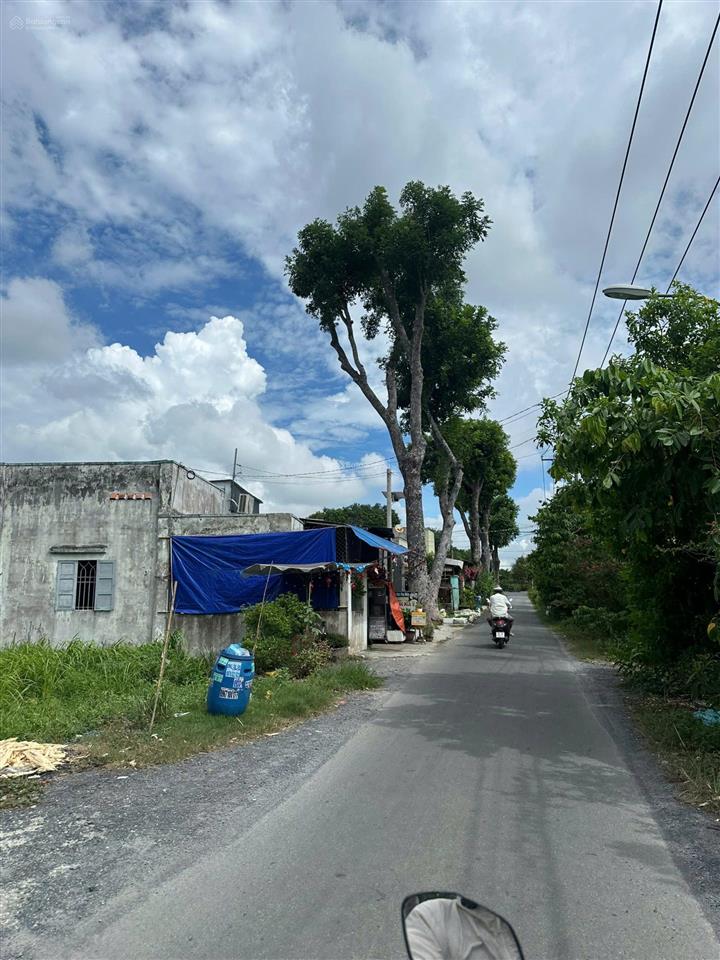 Diện tích 180m² giá 1 tỷ 5 mặt tiền đường cây da xã tân phú trung gần vin hocmon