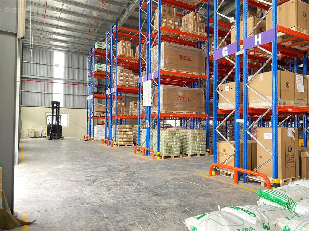 Cho thuê kho chung logistics diện tích 1500m2 gần ecopark văn giang, hưng yên
