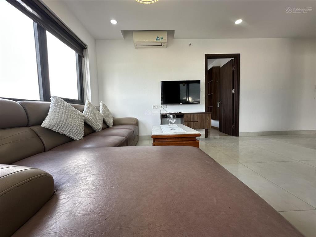 Bán căn hộ cao cấp sơn trà ocean view sẵn sổ hồng lâu dài căn 2pn, 2wc, tại ngô quyền, sơn trà