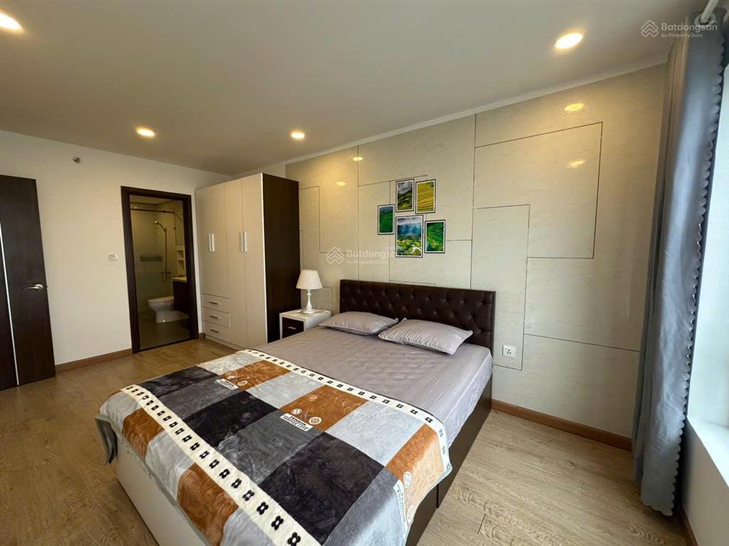 Bán cc sơn trà ocean view, giá thỏa thuận, 77m2, 2pn, 2wc, view đẹp, tốt tại thọ quang, sơn trà