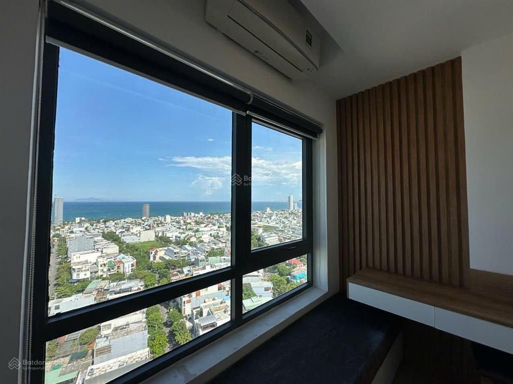 Bán cc sơn trà ocean view, giá thỏa thuận, 77m2, 2pn, 2wc, view đẹp, tốt tại thọ quang, sơn trà