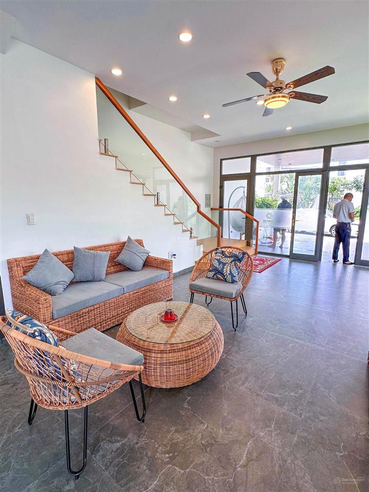 Bán căn góc full nội thất đẹp tại dự án lotus residence hạ long. gần hồ, công viên và bãi tắm