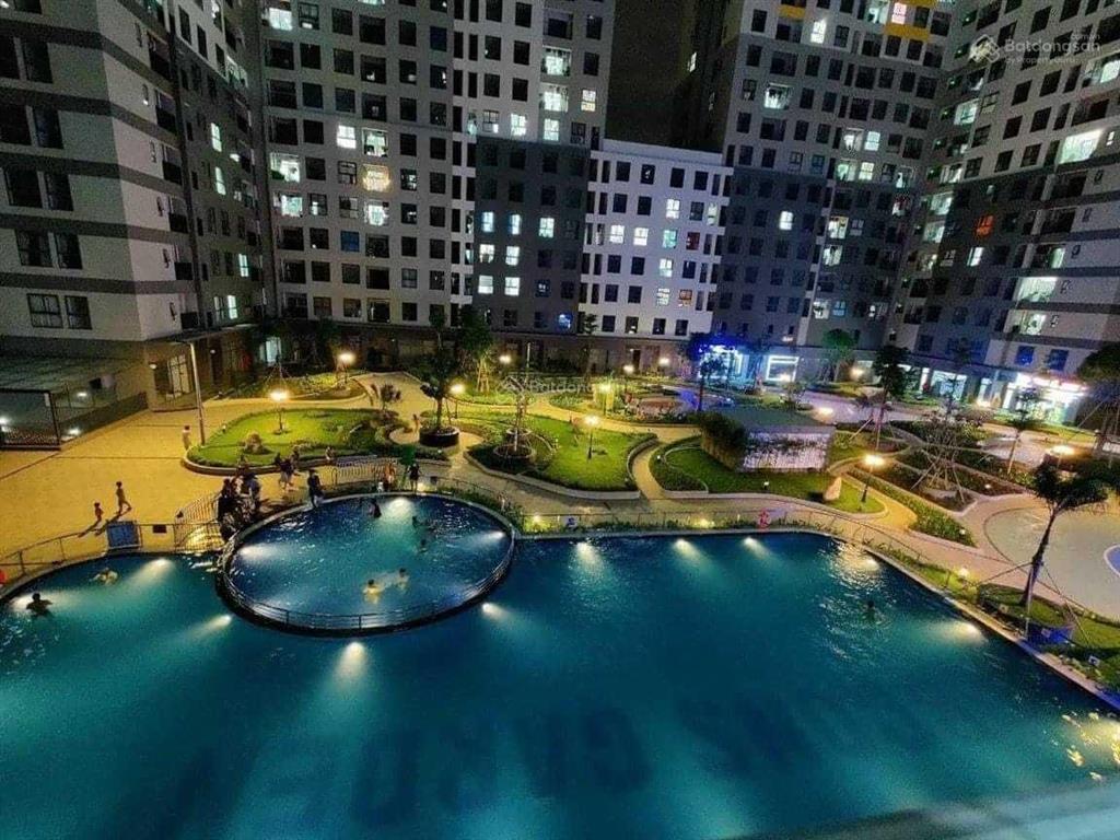 Rổ hàng bcons garden căn 2pn giá bán 1 tỷ 750tr bao thuế phí sang tên sổ hồng