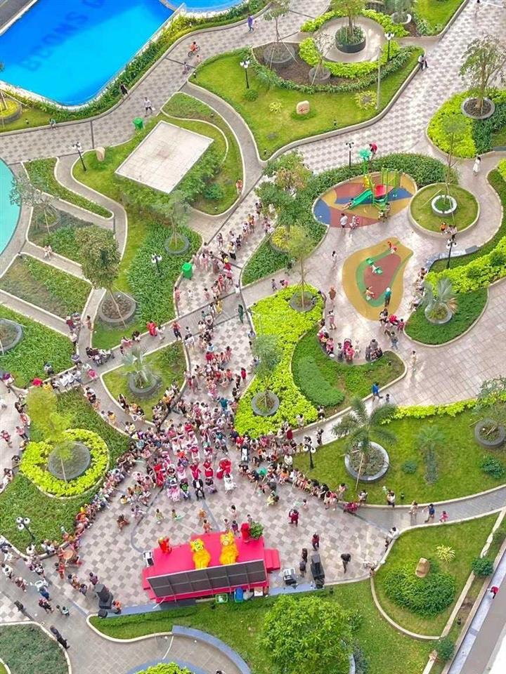 Rổ hàng bcons garden căn 2pn giá bán 1 tỷ 750tr bao thuế phí sang tên sổ hồng
