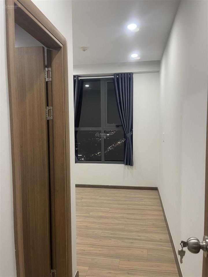 Rổ hàng các căn bcons plaza 2pn2wc giá 2ty270 bao thuế phí sang tên sổ hồng