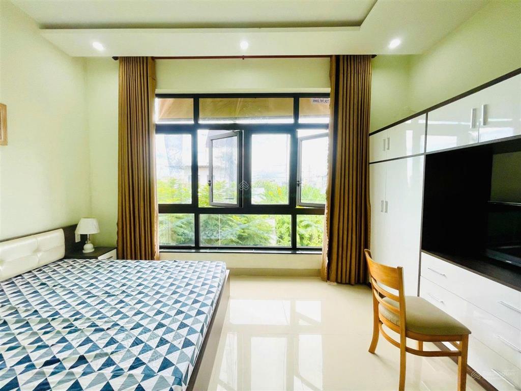 Tòa căn hộ 4 tầng  phan đăng lưu  đại học ngoại ngữ  giá 11 tỷ  doanh thu cao  full nội thất