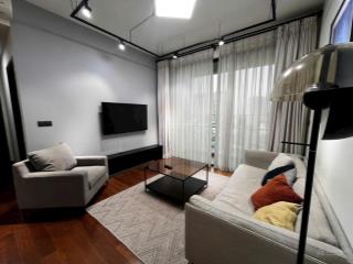 Duy nhất căn 2 phòng ngủ 93m2 đầy đủ nội thất, thiết kế hiện đại, chỉ 35 triệu.tại d'edge thảo điền