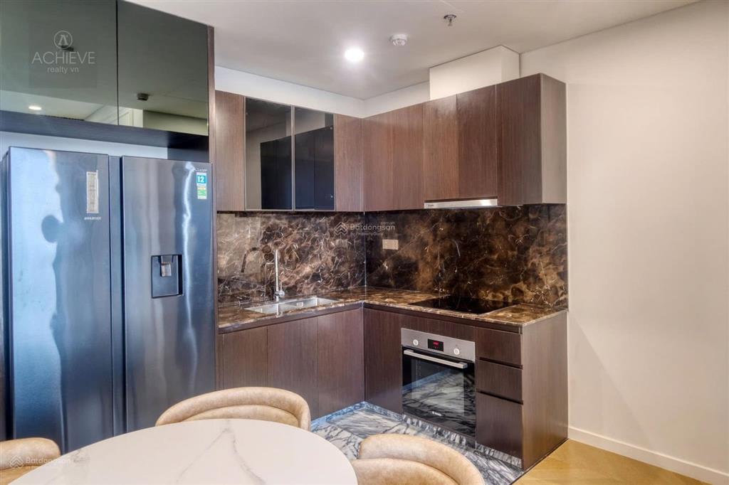 Chốt nhanh giá thuê tốt 36 triệu tại lumiere riverside cho căn hộ 2 phòng 73m², view thành phố