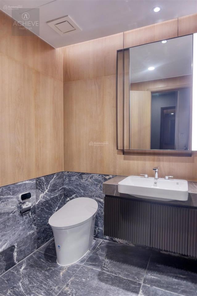 Chốt nhanh giá thuê tốt 36 triệu tại lumiere riverside cho căn hộ 2 phòng 73m², view thành phố