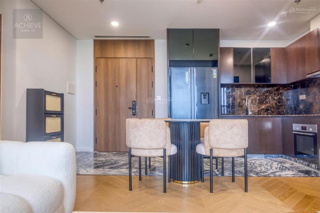 Chốt nhanh giá thuê tốt 36 triệu tại lumiere riverside cho căn hộ 2 phòng 73m², view thành phố
