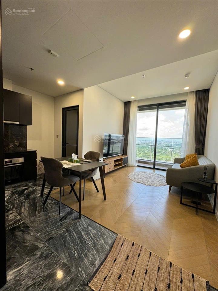 Trống sẵn căn hộ 2 phòng ngủ, tầng cao view sông đẹp, 74m² tại lumiere riverside chỉ 36 triệu.