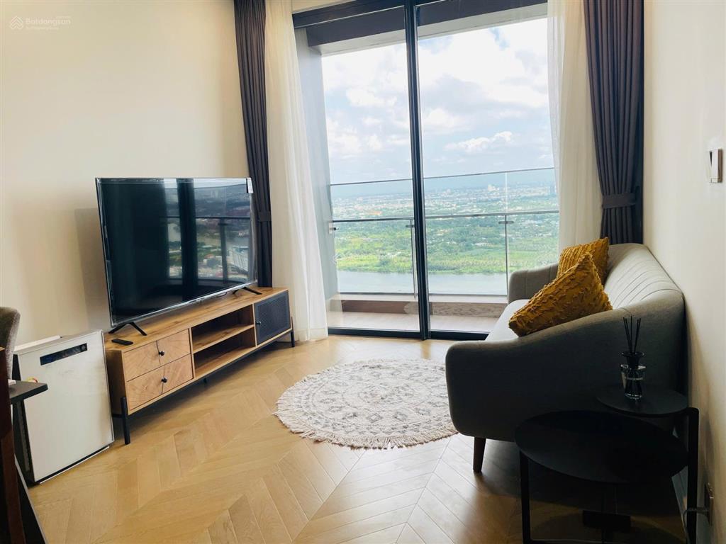 Trống sẵn căn hộ 2 phòng ngủ, tầng cao view sông đẹp, 74m² tại lumiere riverside chỉ 36 triệu.