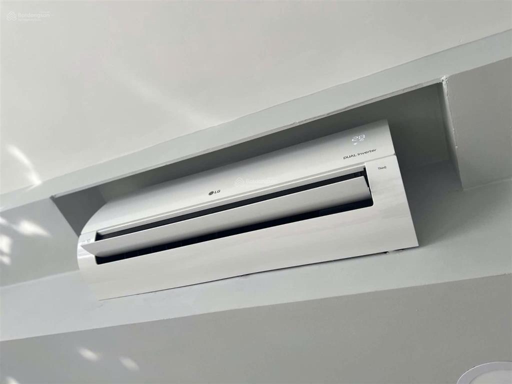 Vào ở ngay, ot 32m² full nội thất tại the sun avenue, giá 13 triệu.