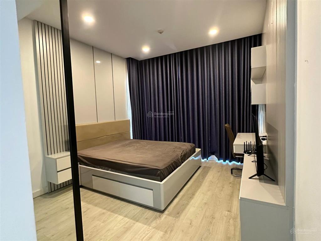 Căn 2pn 90m² full nội thất tại gateway thảo điền, giá thuê 1.500 usd.