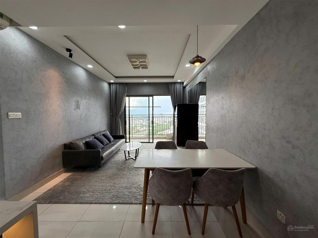 View sông, căn 3pn 96m² full nội thất tại the sun avenue, giá bán 9 tỷ