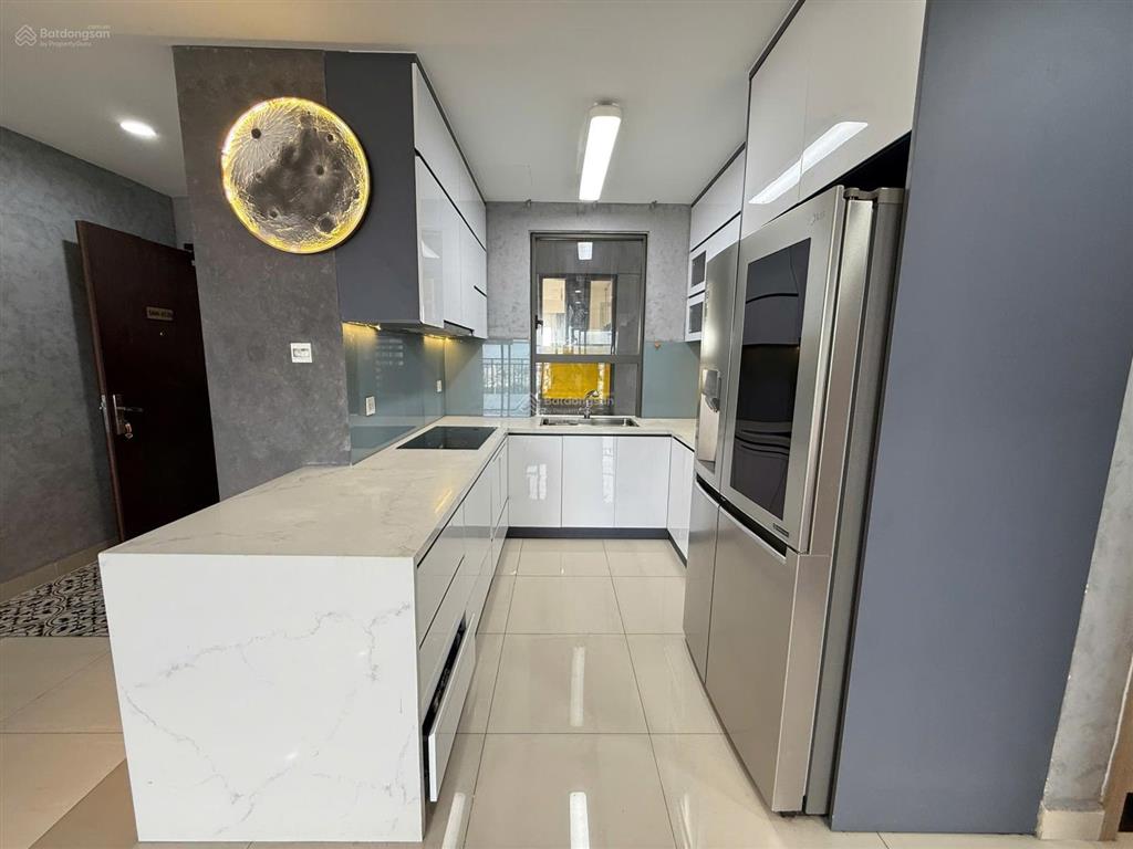 View sông, căn 3pn 96m² full nội thất tại the sun avenue, giá bán 9 tỷ