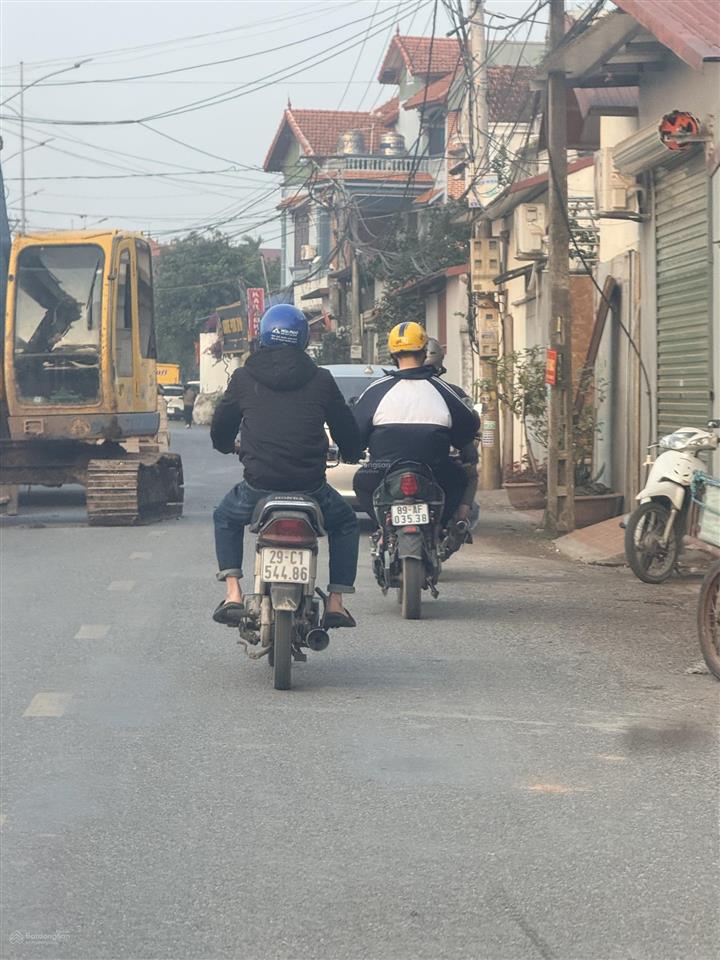Chỉ 56 triệu/m2, trục chính sầm uất, có sẵn nhà