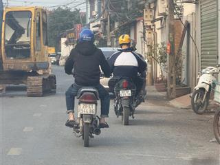 Chỉ 56 triệu/m2, trục chính sầm uất, có sẵn nhà