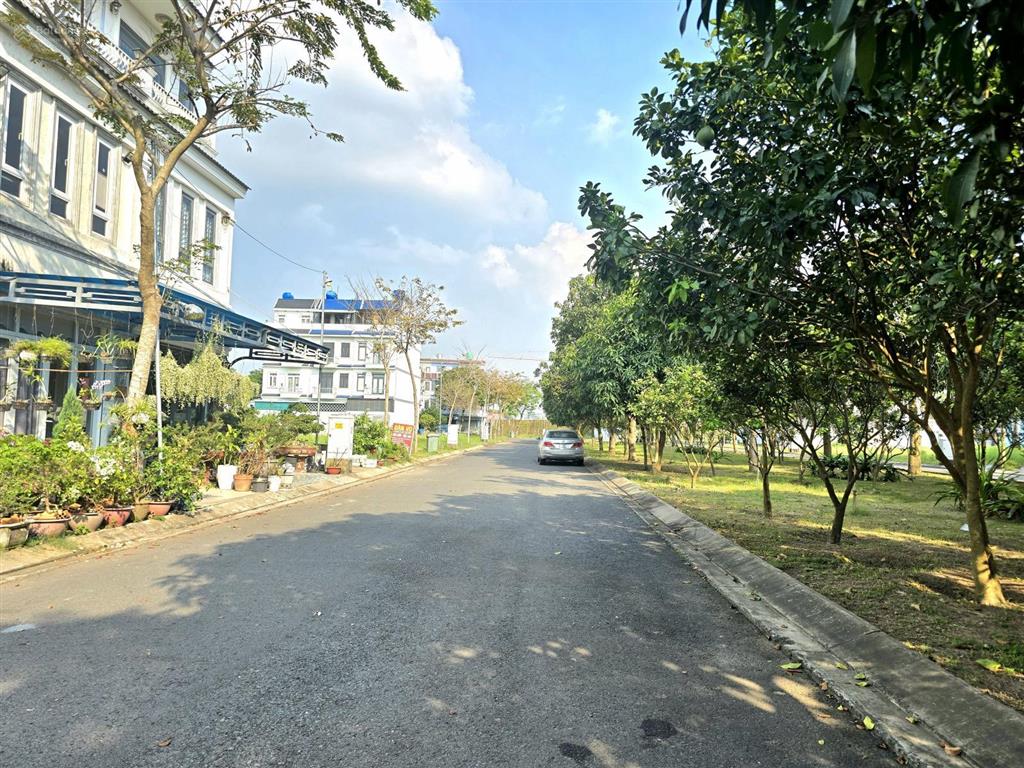 Bán đất nền dự án five star eco city, 2,6 tỷ, 100m2, giá ngộp nhất trong khu dự án shr