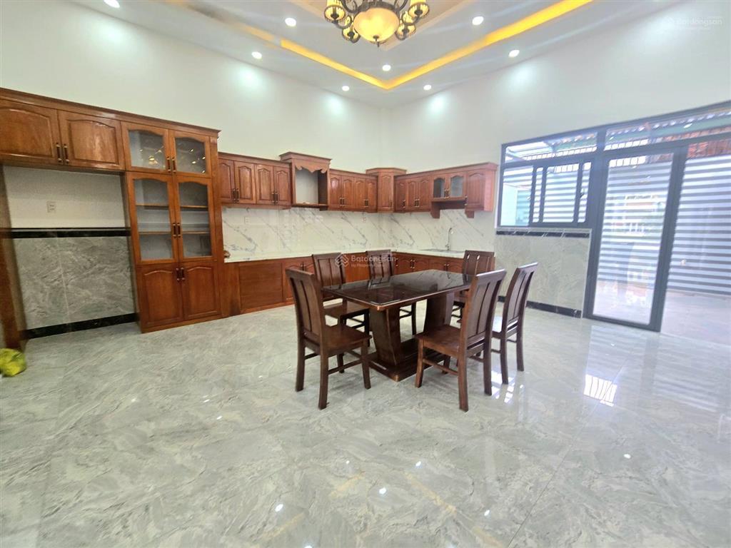 Bán nhà rẻ ngộp mặt tiền đường d1 khu đô thị five star eco city . nhà hoàn công shr .cho thuê ngay